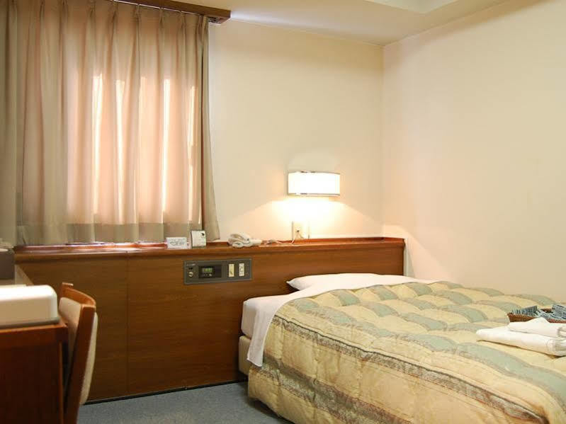 Hotel Route-Inn Dai-Ichi Nagano Bagian luar foto